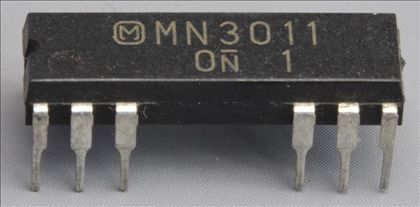 various-Five unused MN3011 BBD chips